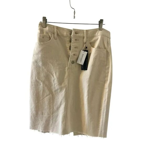 Banana Republic Dresses & Skirts - Banana Republic skirt, NWT